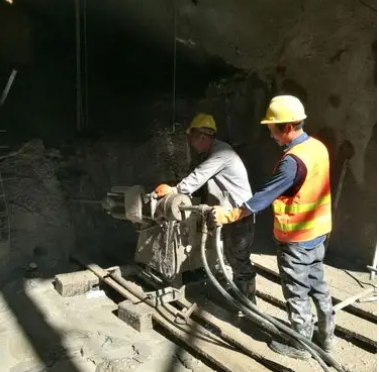 莱山水下抗分散灌浆料特点 水下不分散注浆料介绍